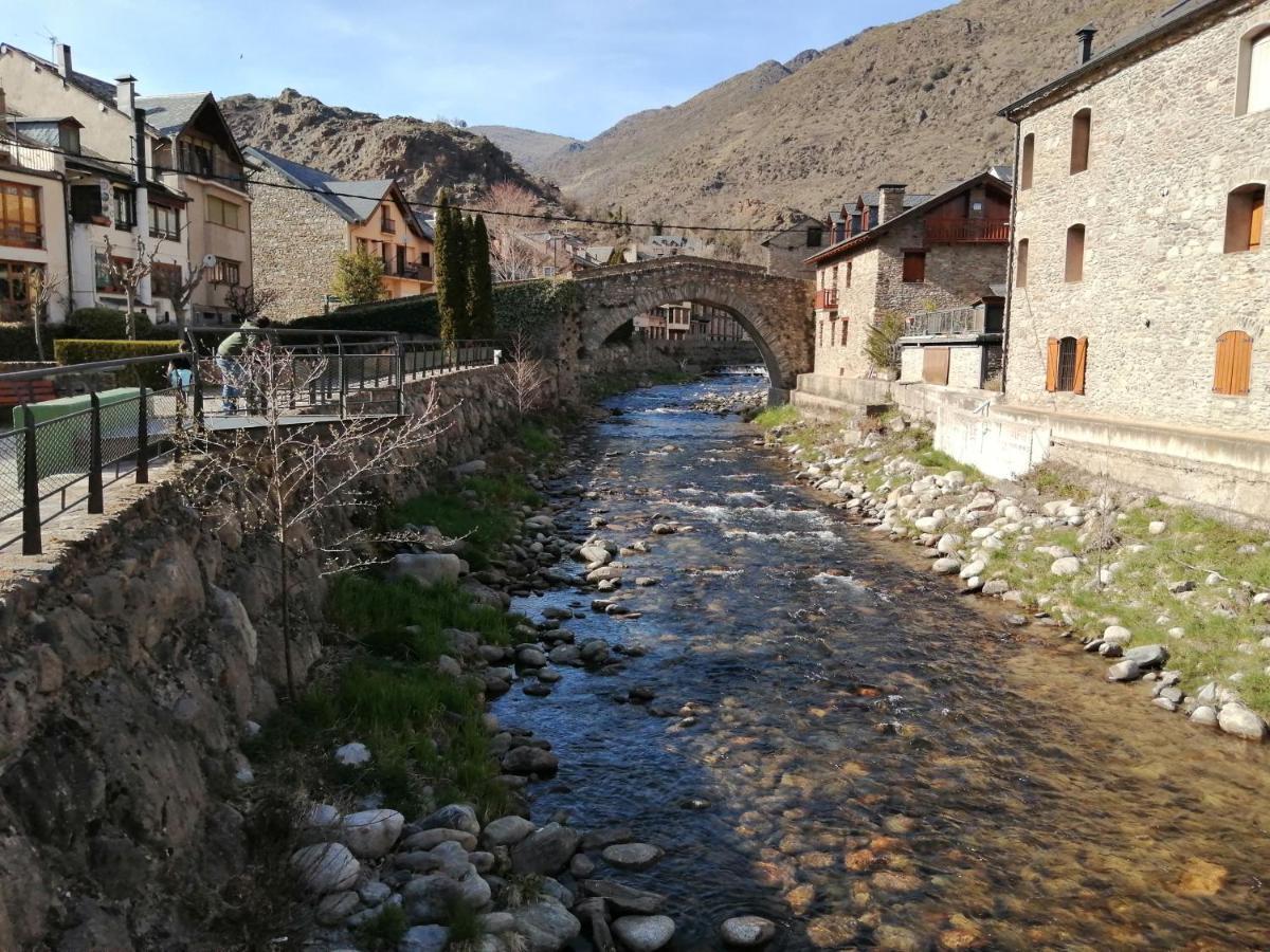 La Bruna De Esterri Эстерри-д'Анеу Экстерьер фото